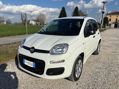 Usata Fiat Panda Lounge 80 CV (58 kW) 2018 Bianco Utilitaria