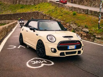Usata Mini Cooper S Cabriolet 192 CV (141 kW) 2017 Bianco Cabrio