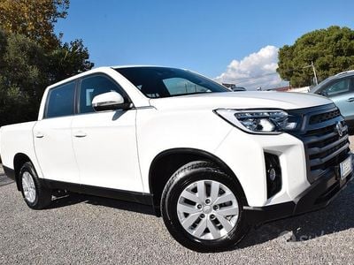 Usata Ssangyong (KGM) Rexton 181 CV (133 kW) 2023 Bianco SUV