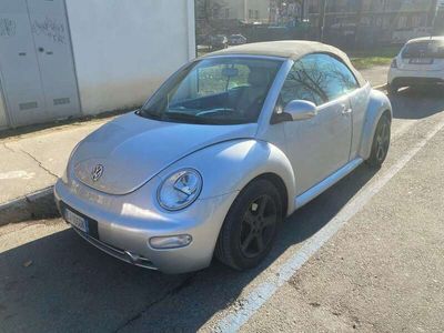 usata VW Beetle NewCabrio 1.6