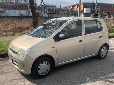 Grigio Usata 2004 Daihatsu Cuore Utilitaria | 2200 €