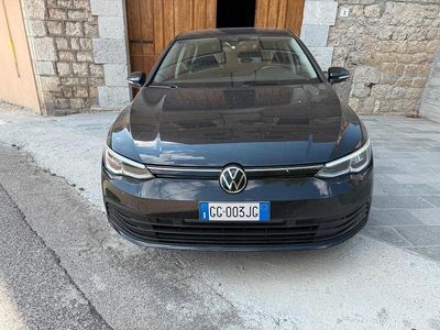 Usata VW Golf VIII Life 115 CV (84 kW) 2021 Nero Berlina
