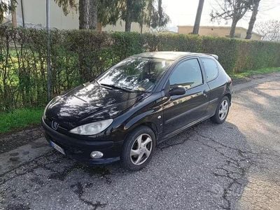 Usata Peugeot 206 90 CV (66 kW) 2002 Nero Berlina