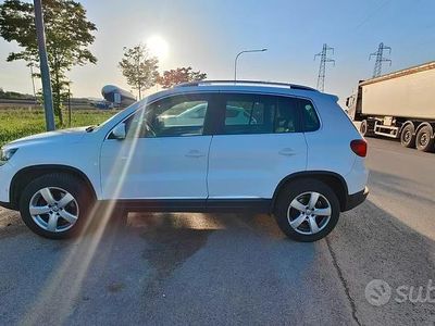 Usata VW Tiguan 140 CV (102 kW) 2011 Bianco SUV
