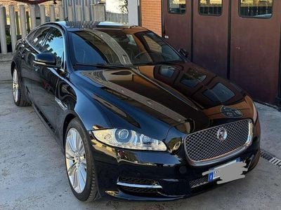 Usata Jaguar XJ Executive 207 CV (152 kW) 2010 Nero Berlina