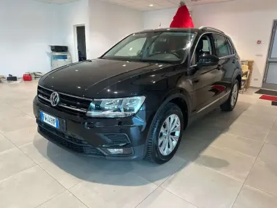 Gebraucht VW Tiguan 131 PS (96 kW) 2019 Schwarz SUV