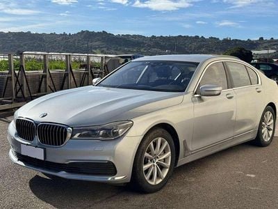 Usata BMW 750 449 CV (330 kW) 2016 Argento Berlina