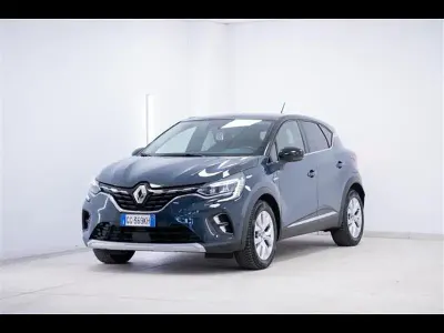 Usata Renault Captur Intens 160 CV (117 kW) 2021 Grigio SUV