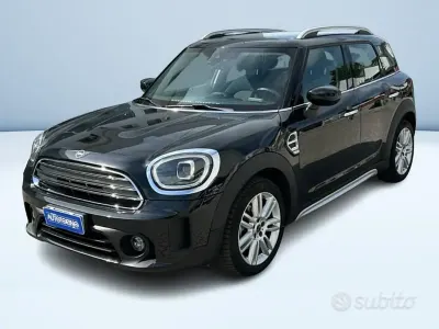Second-hand Mini Cooper D Countryman Classic 150 CP (110 kW) 2022 Negru SUV