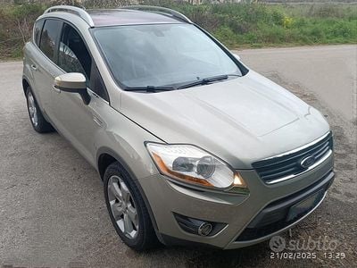 Usata Ford Kuga 136 CV (100 kW) 2009 Grigio SUV