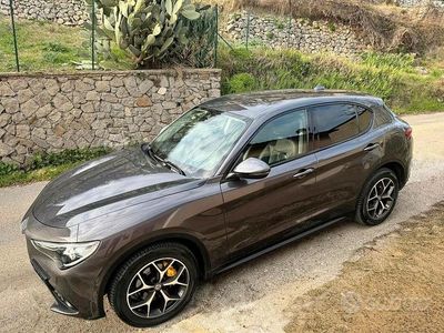 Usata Alfa Romeo Stelvio Executive 210 CV (154 kW) 2019 Grigio SUV