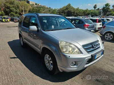 Usata Honda CR-V ES 140 CV (102 kW) 2006 Grigio SUV