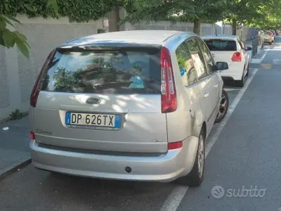 Käytetty Ford C-MAX 90 HP (66 kW) 2008 Tila-auto