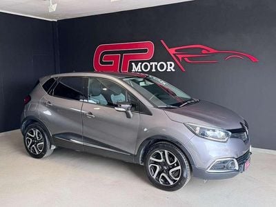 Usata Renault Captur Intens 120 CV (88 kW) 2015 Grigio SUV