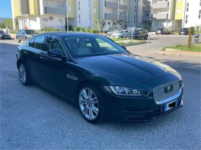 Usata Jaguar XE Business Edition 179 CV (131 kW) 2017 Berlina