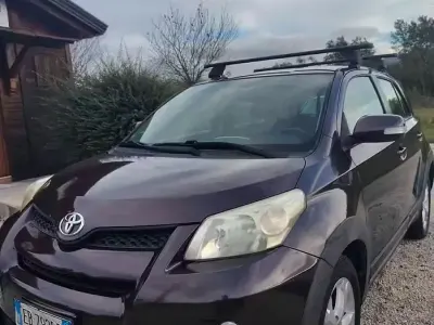 Usata Toyota Urban Cruiser Luxury 90 CV (66 kW) 2010 Other Utilitaria