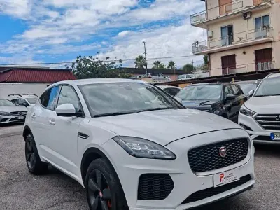 Usata Jaguar E-Pace R-Dynamic 179 CV (131 kW) 2018 Bianco SUV