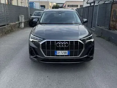 Usata Audi Q3 S-Line 150 CV (110 kW) 2024 Grigio SUV