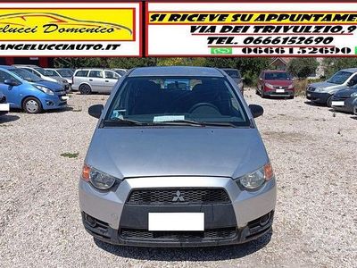Usata Mitsubishi Colt 74 CV (54 kW) 2009 Grigio Utilitaria