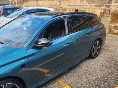 Usata Peugeot 308 GT 131 CV (96 kW) 2022 Blu/azzurro Station wagon