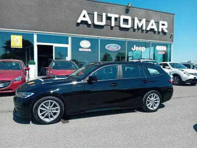 Usata BMW 320 Sport Line 190 CV (139 kW) 2021 Nero Station wagon