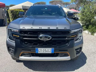 Usata Ford Ranger Wildtrack 205 CV (150 kW) 2024 Grigio Pick-up