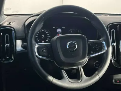 Usata Volvo XC40 Momentum 163 CV (119 kW) 2020 SUV