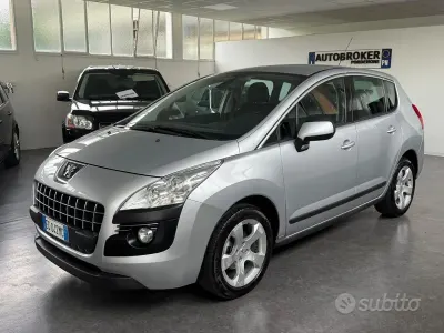 Usata Peugeot 3008 112 CV (82 kW) 2011 Grigio Station wagon