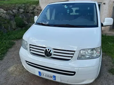 Usata VW Caravelle Comfortline 131 CV (96 kW) 2009 Bianco Furgone