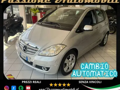 Usata Mercedes A180 Avantgarde 109 CV (80 kW) 2012 Argento Monovolume