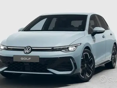 Nuova VW Golf VIII R-line 150 CV (110 kW) 2026 Bianco Berlina