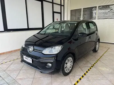 Usata VW up! Move 60 CV (44 kW) 2018 Nero Utilitaria