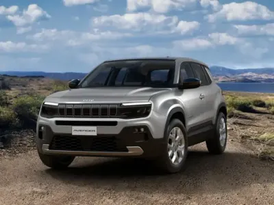 Usata Jeep Avenger Altitude 100 CV (73 kW) 2024 Grigio SUV