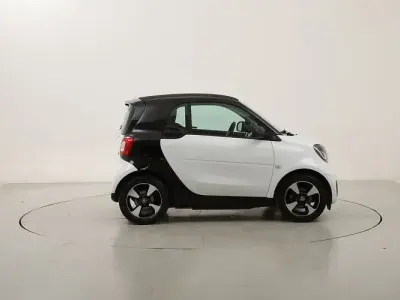 Usata Smart ForTwo Coupé Passion 41 kW (56 CV) 2021 Utilitaria