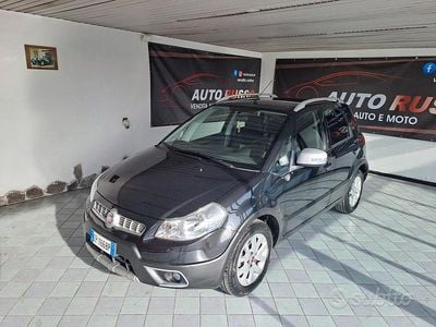 Usata Fiat Sedici 120 CV (88 kW) 2012 Grigio SUV
