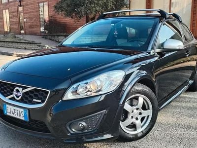 Usata Volvo C30 R-Design 115 CV (84 kW) 2012 Nero Utilitaria