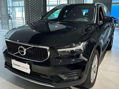 Usata Volvo XC40 Momentum 129 CV (94 kW) 2021 Nero SUV