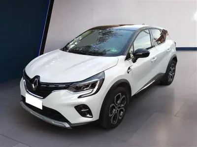 Usata Renault Captur Intens 160 CV (117 kW) 2022 Bianco SUV