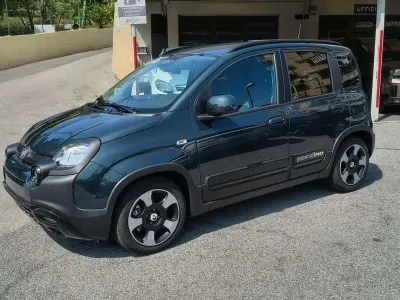 Nuova Fiat Panda Cross Cross 65 CV (47 kW) 2026 Azzurro Utilitaria