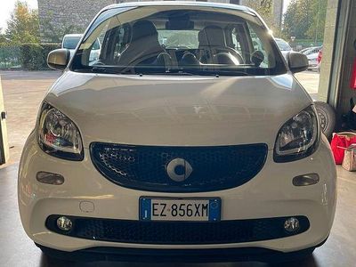 Usata Smart ForFour Prime 64 CV (47 kW) 2015 Bianco Utilitaria