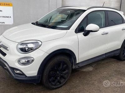 Usata Fiat 500X Cross 140 CV (102 kW) 2015 Bianco SUV
