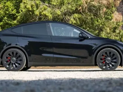 Usata Tesla Model Y Performance 339 kW (462 CV) 2022 Nero SUV
