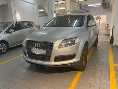 Usata Audi Q7 Advanced 233 CV (171 kW) 2006 Grigio SUV