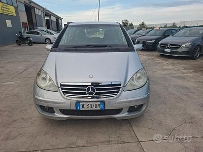 Usata Mercedes A180 Avantgarde 109 CV (80 kW) 2007 Grigio Berlina