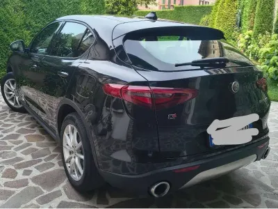 Usata Alfa Romeo Stelvio Ti 209 CV (153 kW) 2019 Nero SUV