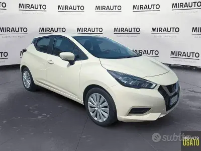 Usata Nissan Micra Acenta 92 CV (67 kW) 2022 Beige Utilitaria