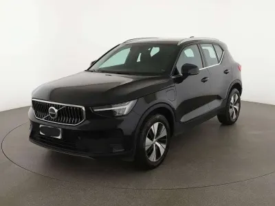 Usata Volvo XC40 Core 129 CV (94 kW) 2023 Nero SUV