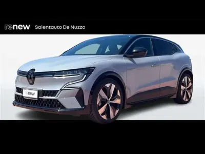 Käytetty Renault Megane E-Tech Techno 55 kW (75 HP) 2023 Harmaa