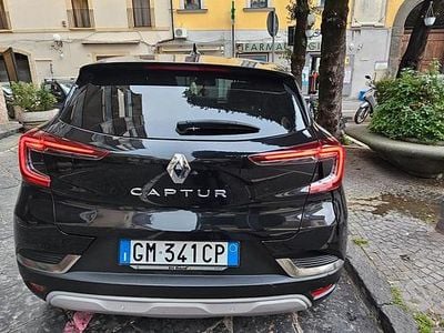 Usata Renault Captur 100 CV (73 kW) 2023 Nero SUV