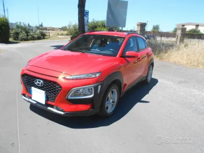 Usata Hyundai Kona Xpossible 120 CV (88 kW) 2019 Rosso SUV